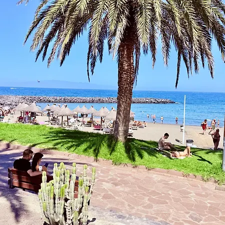 Victoria Beachfront 1, Location Americas Apartment